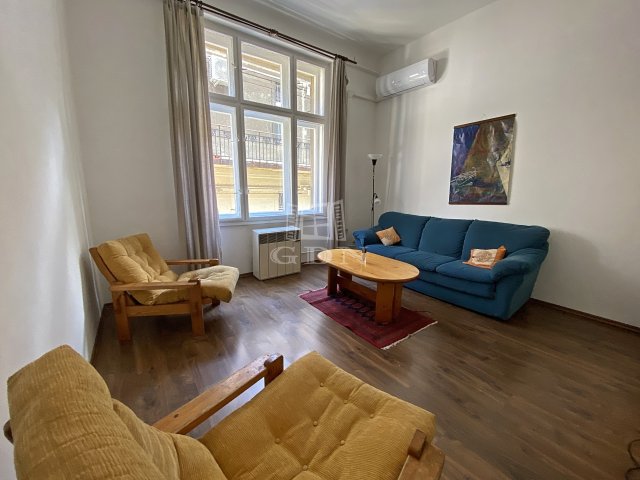 Eladó téglalakás, Budapesten, VI. kerületben 76 M Ft, 2 szobás