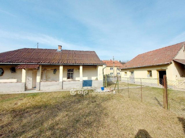 Eladó családi ház, Harsányban 9.5 M Ft, 2 szobás