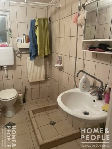 Eladó családi ház, Ásotthalmán 14.999 M Ft, 2 szobás
