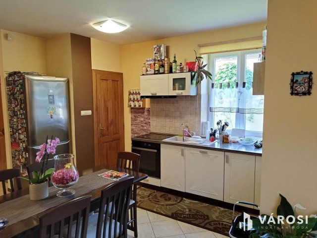 Eladó sorház, Debrecenben 149.9 M Ft, 4 szobás