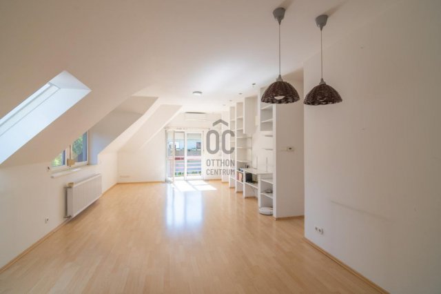 Eladó téglalakás, Budapesten, III. kerületben 145 M Ft, 3 szobás