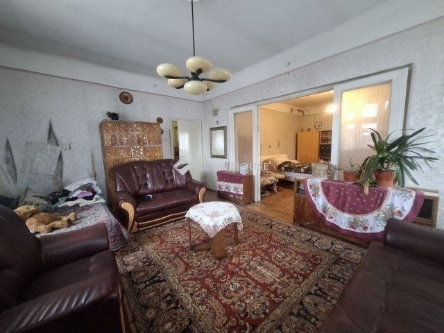 Eladó családi ház, Budapesten, XVIII. kerületben 63 M Ft