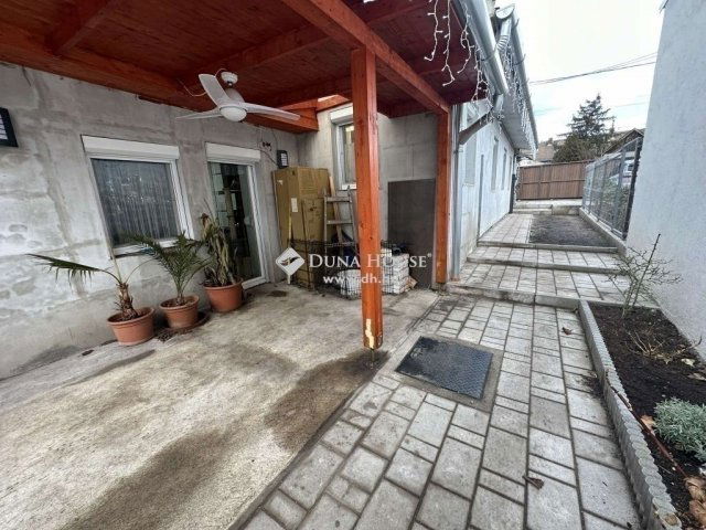 Eladó családi ház, Budapesten, XX. kerületben 85 M Ft, 4 szobás