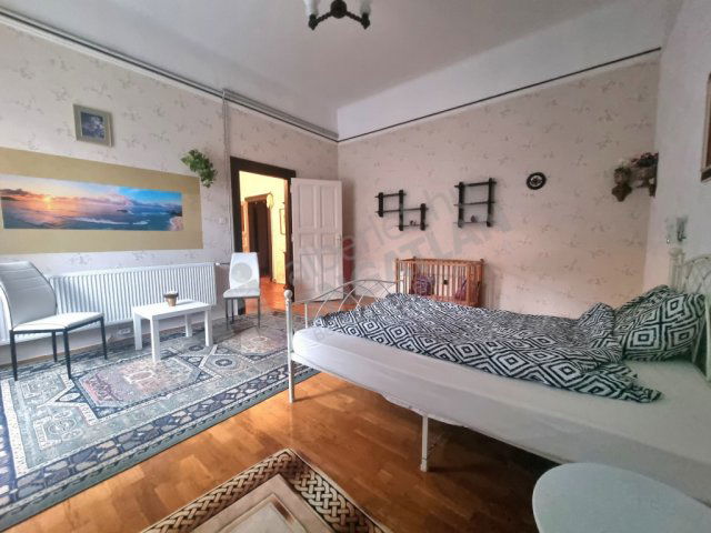Kiadó téglalakás, albérlet, VII. kerületben, Rákóczi úton