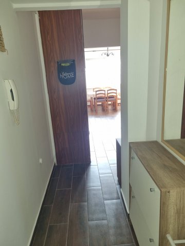 Kiadó panellakás, albérlet, Debrecenben 210 E Ft / hó, 2 szobás