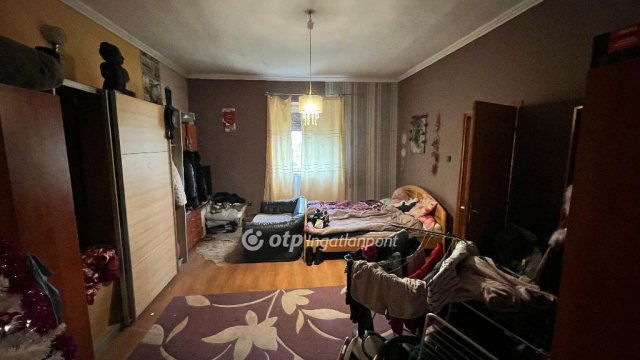 Eladó családi ház, Dabronyon 19.99 M Ft, 2 szobás