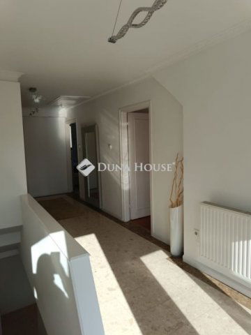 Eladó téglalakás, Budapesten, II. kerületben 391 M Ft, 4 szobás