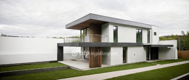 Eladó családi ház, Balatonalmádiban 239 M Ft, 5 szobás