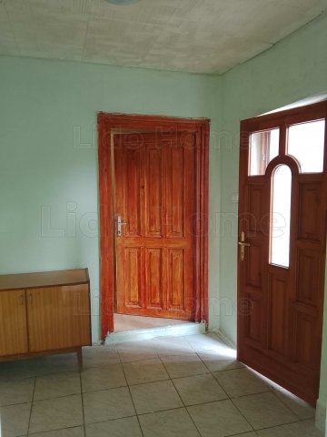 Eladó téglalakás, Lovasberényben 70 M Ft, 4 szobás