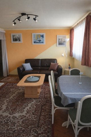 Kiadó téglalakás, albérlet, XI. kerületben, Kéktó téren