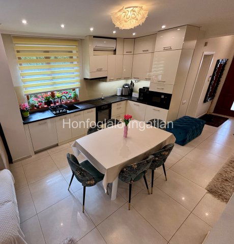 Eladó családi ház, Nyíregyházán 132.9 M Ft, 4+1 szobás