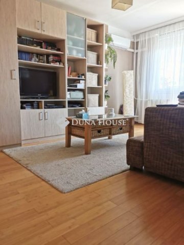 Eladó panellakás, Miskolcon 28.99 M Ft, 2 szobás