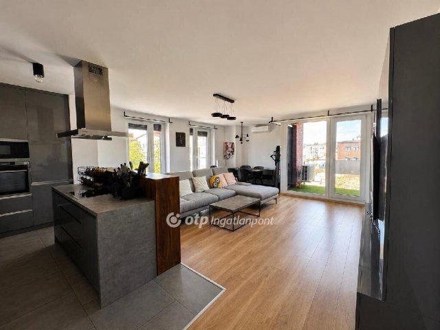 Eladó téglalakás, Budapesten, XIII. kerületben 112 M Ft