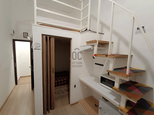 Eladó téglalakás, Budapesten, VIII. kerületben 82.5 M Ft