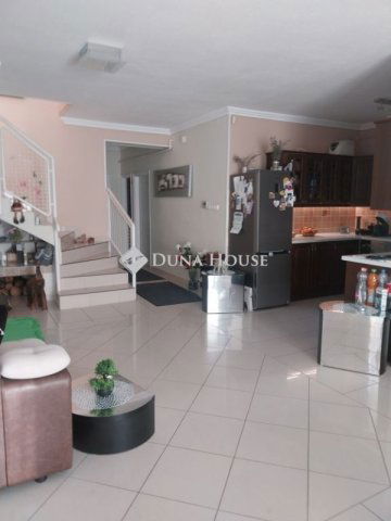 Eladó ikerház, Érden 145 M Ft, 5 szobás / költözzbe.hu