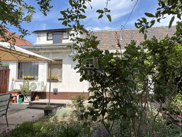 Eladó téglalakás, Budapesten, XXI. kerületben 59.9 M Ft