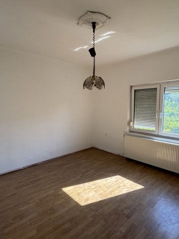 Eladó családi ház, Nyíregyházán 32.5 M Ft, 2 szobás