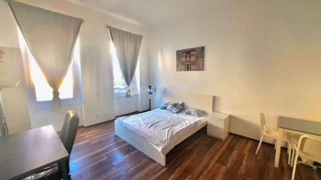 Eladó téglalakás, Budapesten, VII. kerületben 49.9 M Ft