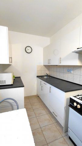 Eladó panellakás, Székesfehérvárott 55.9 M Ft, 2 szobás