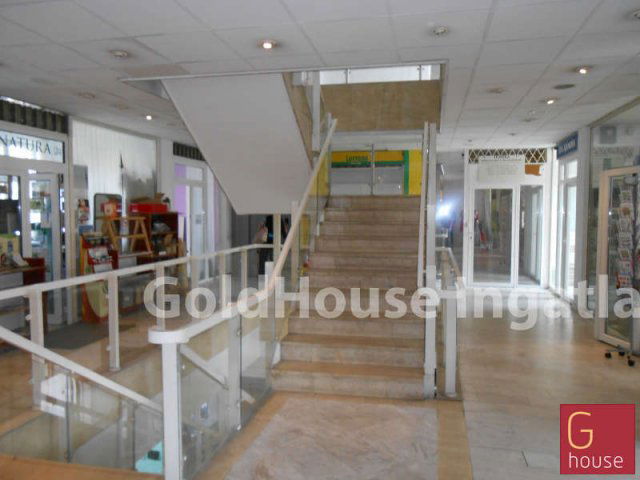Kiadó üzlethelyiség, Budapesten, III. kerületben, Bécsi úton