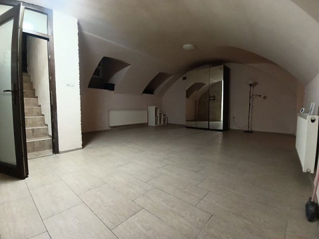 Eladó üzlethelyiség, Budapesten, VIII. kerületben 34.5 M Ft