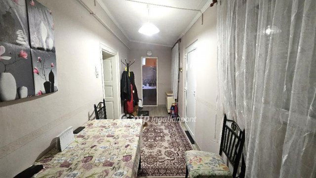 Eladó családi ház, Alattyánban 11 M Ft, 2+1 szobás