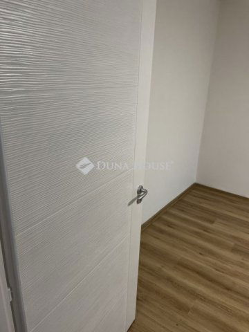 Eladó panellakás, Győrött 47 M Ft, 2 szobás