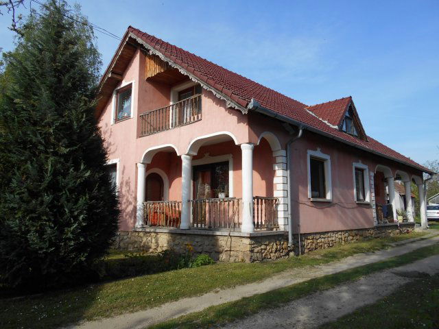 Eladó családi ház, Noszlopon 49 M Ft, 5 szobás