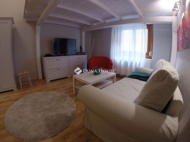 Eladó téglalakás, Budapesten, VII. kerületben 52.3 M Ft