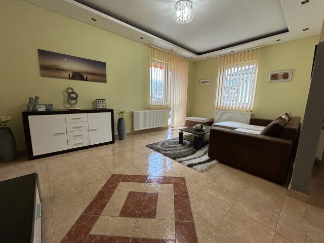 Eladó ikerház, Hajdúsámsonon, Hímes utcában 75 M Ft, 3 szobás