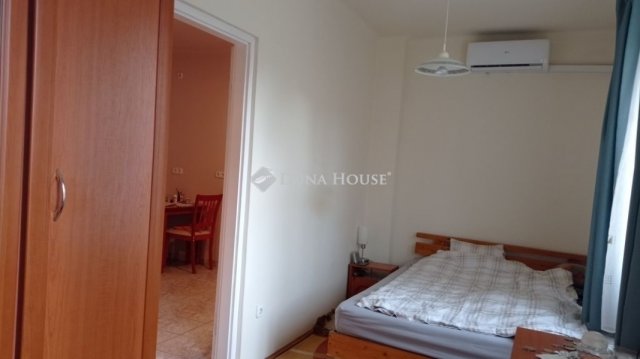 Eladó családi ház, Budapesten, XVI. kerületben 210 M Ft