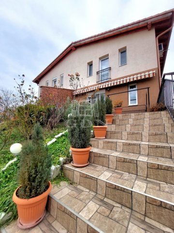 Eladó ikerház, Budapesten, XXII. kerületben 179.9 M Ft, 5 szobás