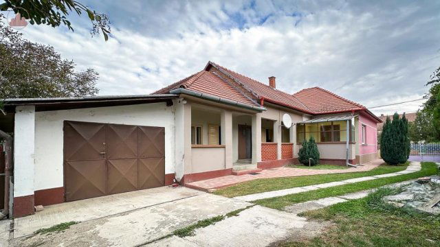 Eladó családi ház, Tökölön 63.999 M Ft, 3 szobás