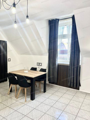 Eladó téglalakás, Sopronban 49.9 M Ft, 2 szobás