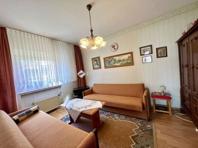 Eladó családi ház, Balatonalmádiban 139 M Ft, 4 szobás