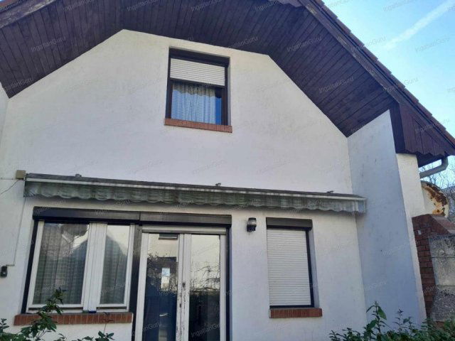 Eladó családi ház, Kecskeméten 79.99 M Ft, 5 szobás