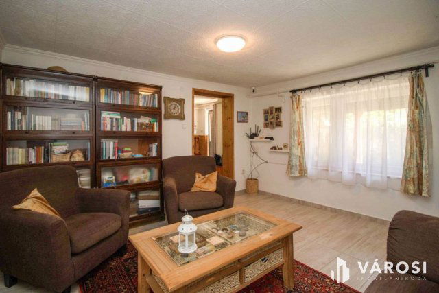 Eladó családi ház, Békéscsabán 24.5 M Ft, 3+1 szobás