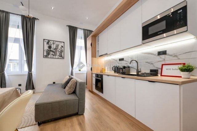 Eladó téglalakás, Budapesten, VII. kerületben 119.9 M Ft