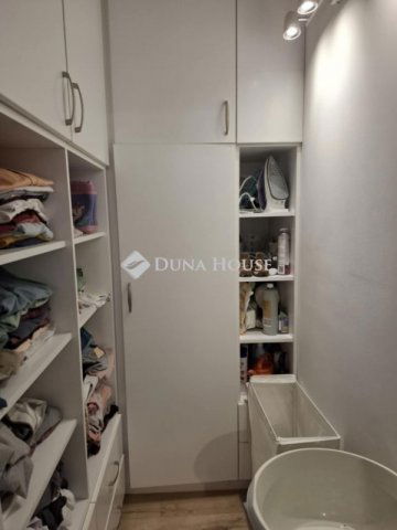 Eladó panellakás, Budapesten, XIV. kerületben 71.5 M Ft, 2 szobás