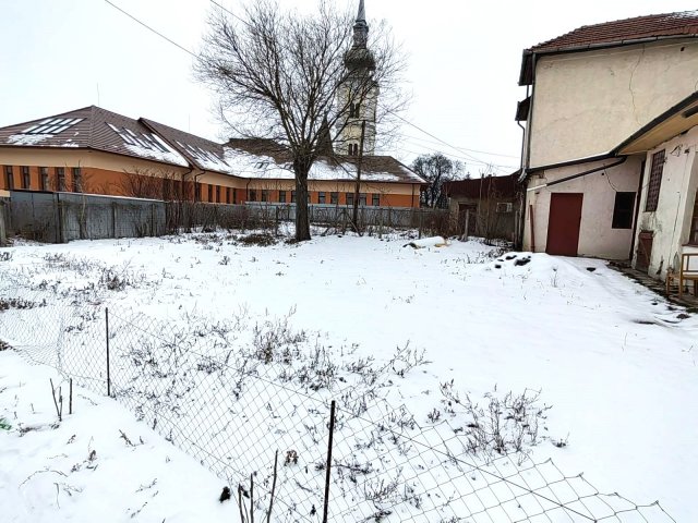 Eladó üzlethelyiség, Mezőcsáton 34.9 M Ft, 3 szobás