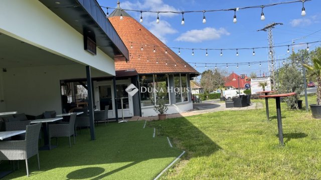 Eladó üzlethelyiség, Vonyarcvashegyen 178 M Ft