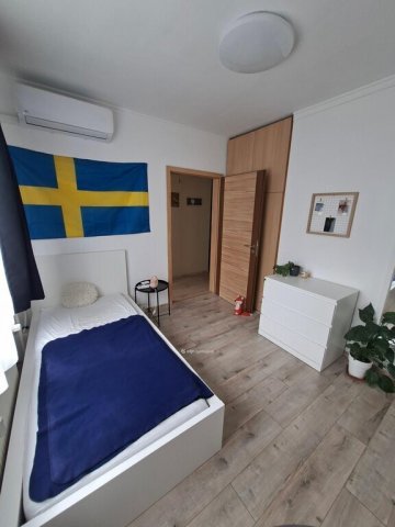 Eladó panellakás, Dunaújvárosban 32.4 M Ft, 2 szobás