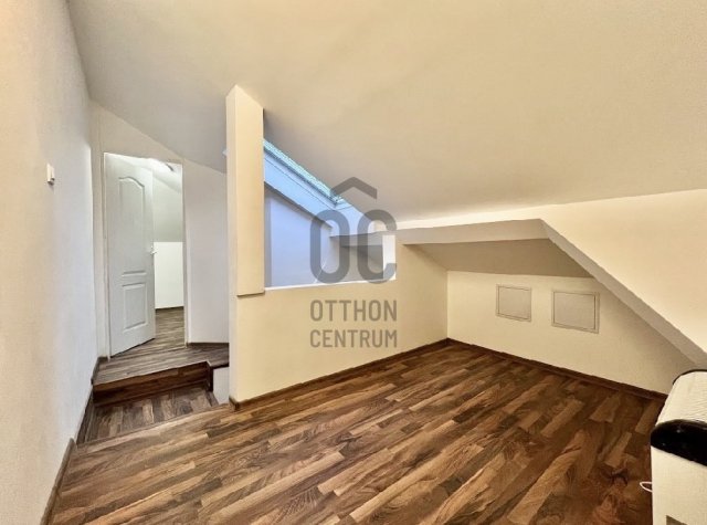 Eladó téglalakás, Budapesten, XXI. kerületben 63.9 M Ft