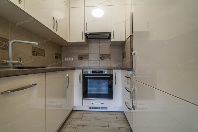 Kiadó téglalakás, albérlet, Kecskeméten 200 E Ft / hó