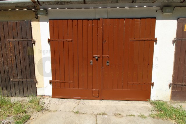 Kiadó garázs, Szegeden, Vedres utcában 30 E Ft / hó