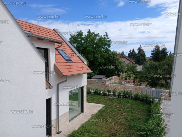 Eladó családi ház, Nagykovácsiban 255 M Ft, 6 szobás