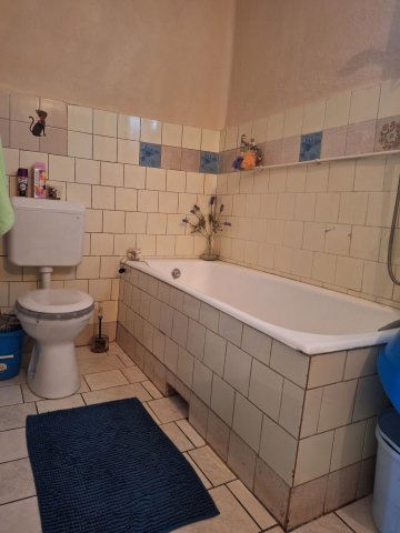 Eladó családi ház, Mérán 19.5 M Ft, 2 szobás