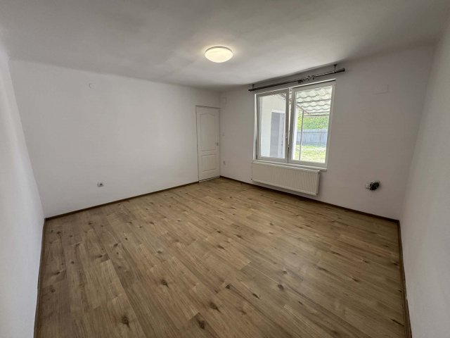 Eladó családi ház, Debrecenben 75 M Ft, 3 szobás