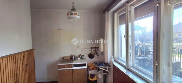 Eladó ikerház, Szentendrén 84.9 M Ft, 3 szobás