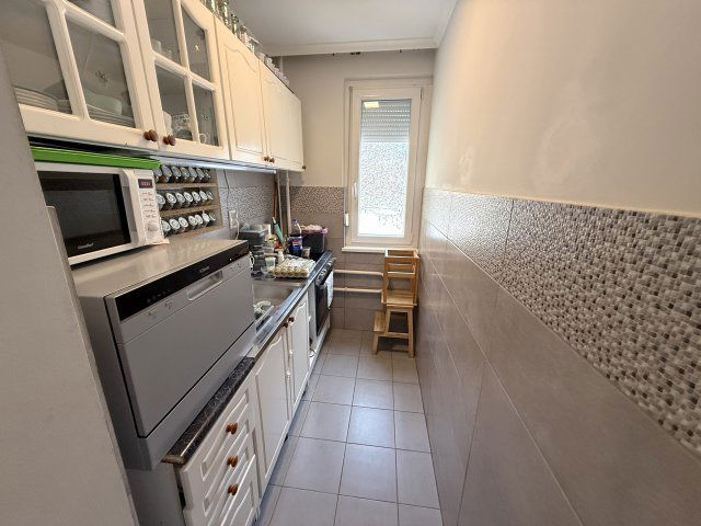 Eladó panellakás, Debrecenben, Derék utcában 52 M Ft, 1+1 szobás